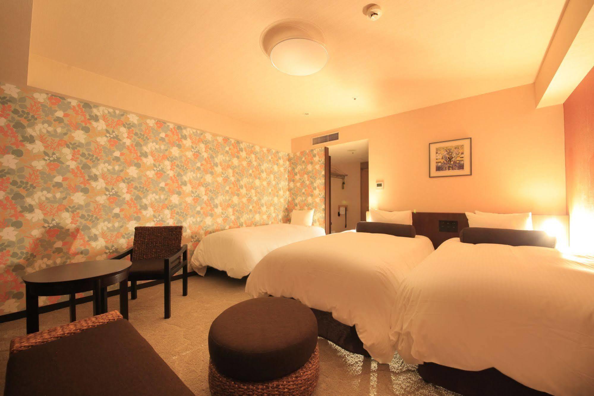 Richmond Hotel Naha Kumoji מראה חיצוני תמונה
