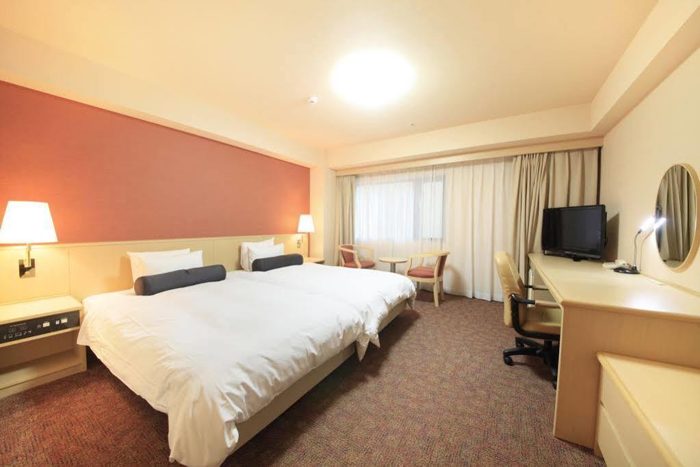 Richmond Hotel Naha Kumoji מראה חיצוני תמונה